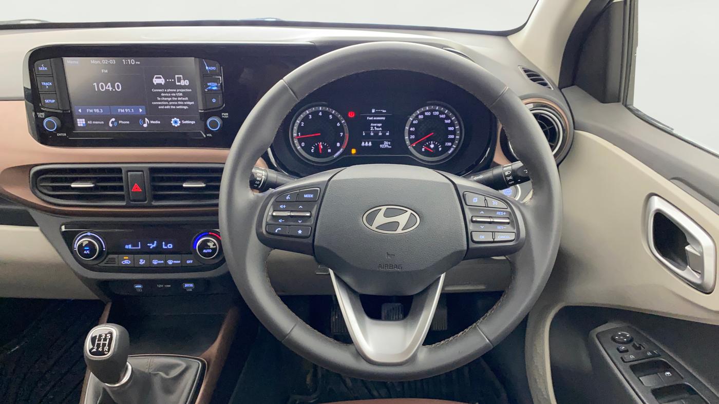 2024 Hyundai AURA SX 1.2 (O), Petrol, Manual, 9,239 km, Steering Wheel Close Up