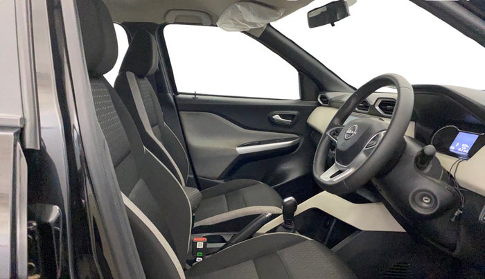 2024 Nissan MAGNITE XL AMT EZ Shift, Petrol, Automatic, 19,213 km, Right Side Front Door Cabin