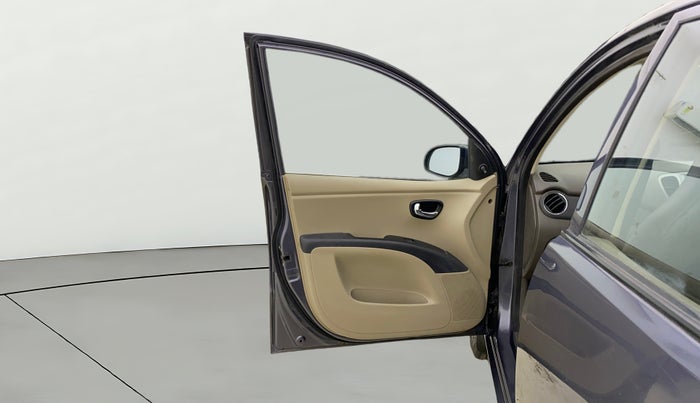 2014 Hyundai i10 SPORTZ 1.1, Petrol, Manual, 20,612 km, LHS Front Door