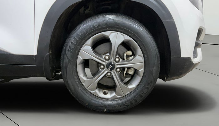 2021 KIA SELTOS HTK PLUS 1.5 IMT, Petrol, Manual, 27,942 km, Right Front Wheel