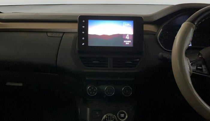 2022 Renault Kiger RXT (O) MT, Petrol, Manual, 24,310 km, Air Conditioner