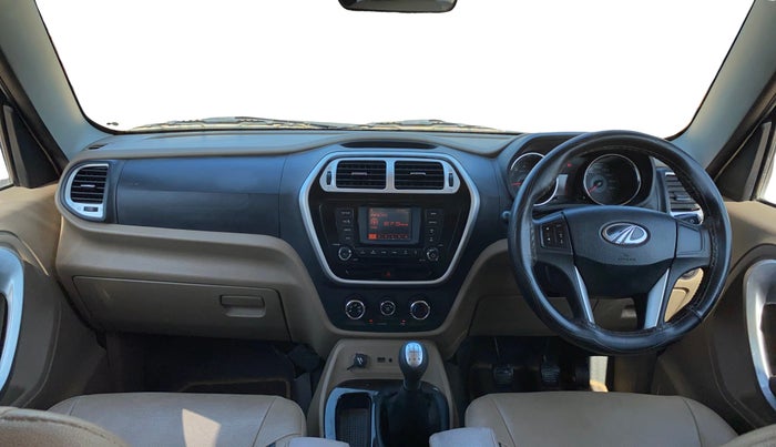 2017 Mahindra TUV300 T8, Diesel, Manual, 96,442 km, Dashboard