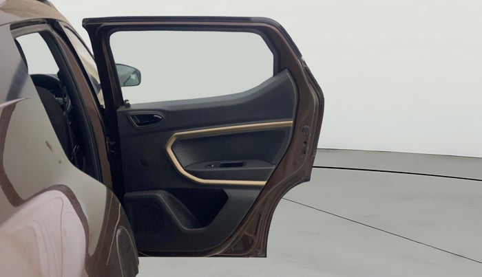 2022 Renault Kiger RXT (O) MT, Petrol, Manual, 48,973 km, RHS Rear Door