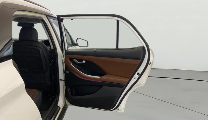 2023 Hyundai ALCAZAR PLATINUM 1.5 TURBO PETROL MT 7STR, Petrol, Manual, 2,045 km, RHS Rear Door