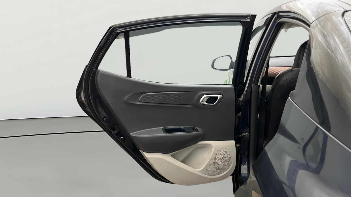 2024 Hyundai AURA SX 1.2 CNG, CNG, Manual, 57,922 km, LHS Rear Door