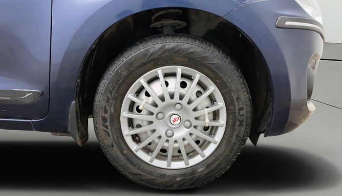 2021 Maruti Swift LXI, Petrol, Manual, 50,655 km, Right Front Wheel