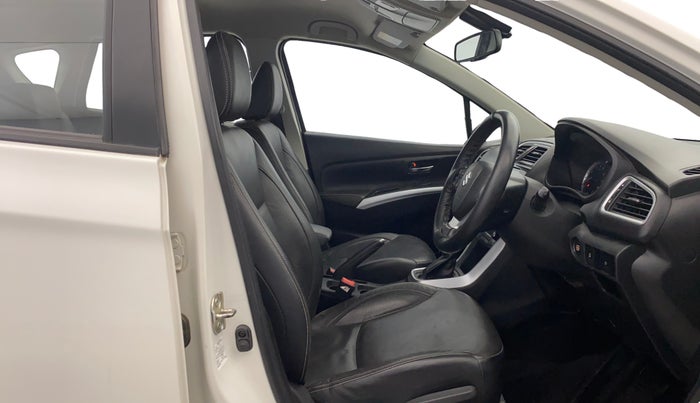 2021 Maruti S Cross ALPHA AT1.5, Petrol, Automatic, 51,013 km, Right Side Front Door Cabin