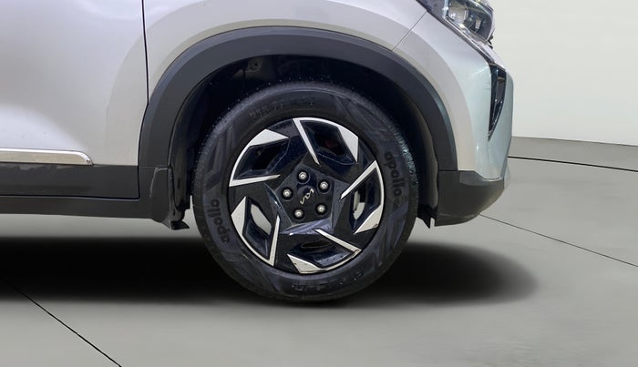 2024 KIA SONET HTK (O) 1.2 Petrol MT, Petrol, Manual, 10,669 km, Right Front Wheel