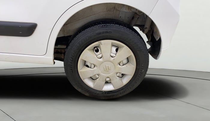 2015 Maruti Wagon R 1.0 LXI, Petrol, Manual, 84,000 km, Left Rear Wheel