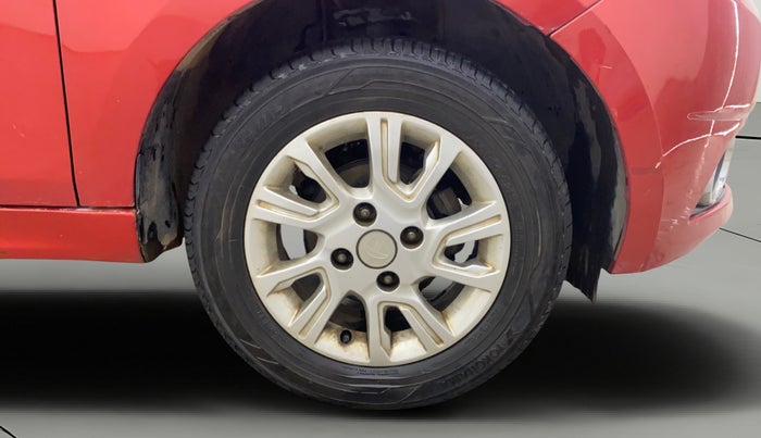 2017 Tata Tiago XZA PETROL, Petrol, Automatic, 56,990 km, Right Front Wheel