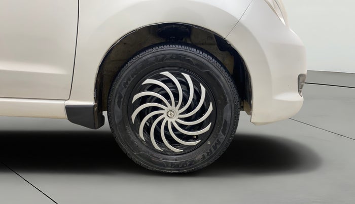 2013 Maruti A Star VXI, Petrol, Manual, 93,352 km, Right Front Wheel