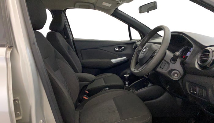 2019 Nissan Kicks XL 1.5, Petrol, Manual, 81,189 km, Right Side Front Door Cabin