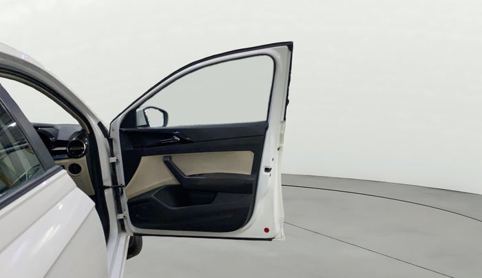 2022 Skoda SLAVIA AMBITION 1.0L TSI MT, Petrol, Manual, 34,754 km, RHS Front Door