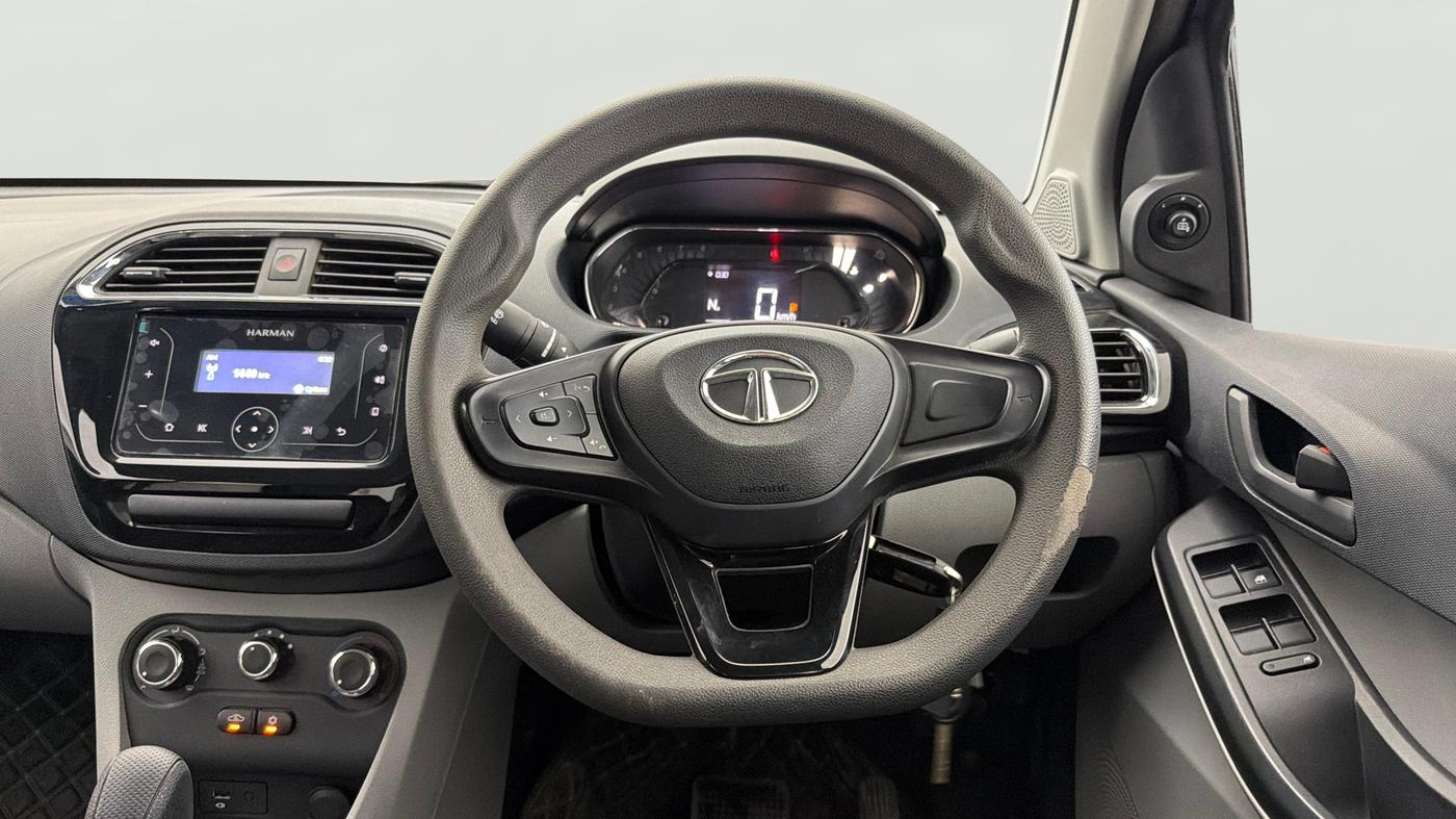2022 Tata Tiago XTA PETROL, Petrol, Automatic, 39,173 km, Steering Wheel Close Up