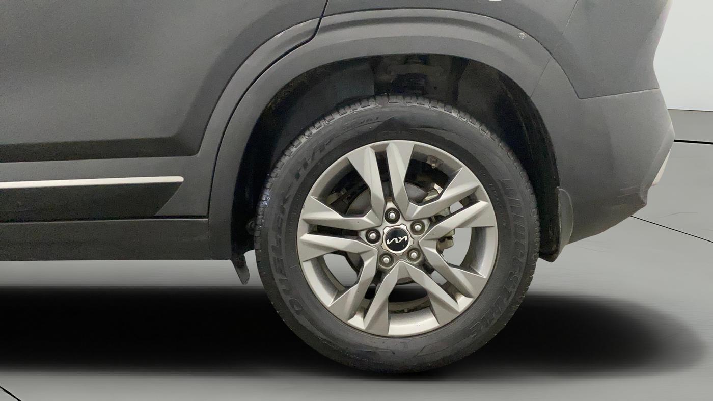 2021 KIA SELTOS HTX 1.5 PETROL, Petrol, Manual, 1,09,542 km, Left Rear Wheel