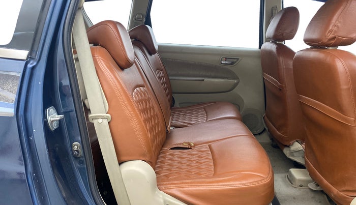 2014 Maruti Ertiga VDI, Diesel, Manual, 94,056 km, Right Side Rear Door Cabin