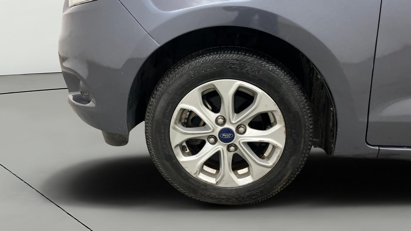 2016 Ford New Figo TITANIUM 1.5 PETROL AT, Petrol, Automatic, 58,669 km, Left Front Wheel