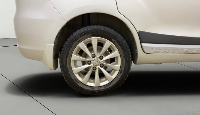 2013 Maruti Ertiga ZXI, Petrol, Manual, 85,295 km, Right Rear Wheel