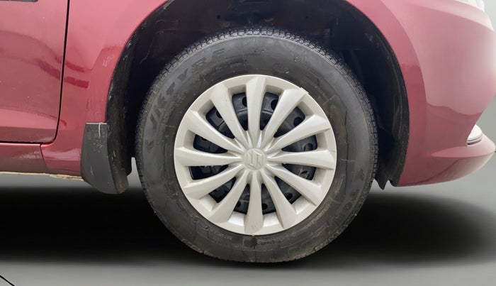 2016 Maruti Swift Dzire VXI (O), Petrol, Manual, 20,940 km, Right Front Wheel