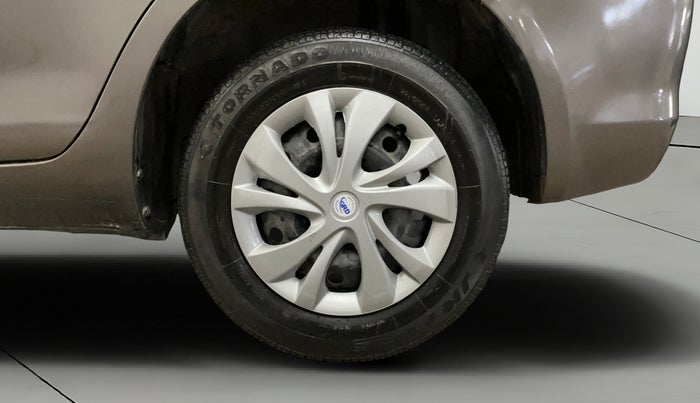 2015 Maruti Swift Dzire VXI, Petrol, Manual, 39,291 km, Left Rear Wheel