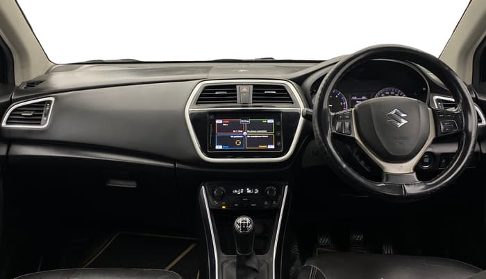 2018 Maruti S Cross ALPHA 1.3, Diesel, Manual, 1,22,381 km, Dashboard