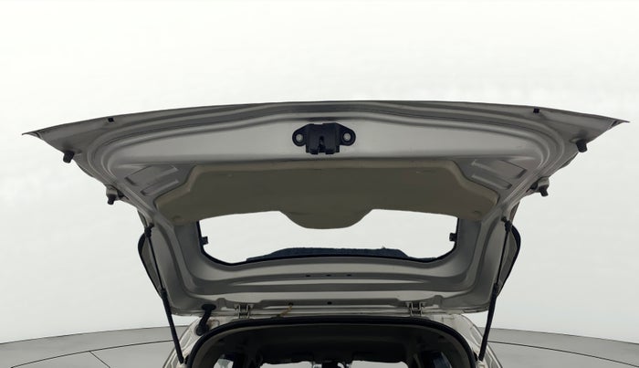 2019 Renault TRIBER RXZ, Petrol, Manual, 55,862 km, Boot Door Open