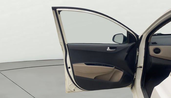 2017 Hyundai Grand i10 ASTA 1.2 KAPPA VTVT, Petrol, Manual, 72,981 km, LHS Front Door