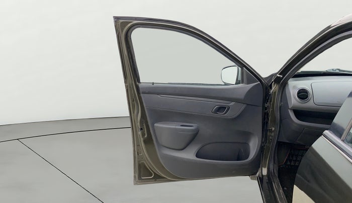 2016 Renault Kwid RXT 1.0, Petrol, Manual, 46,701 km, LHS Front Door