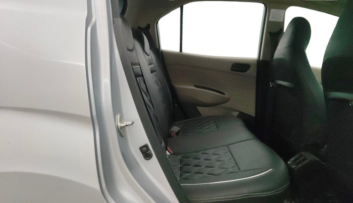 2020 Hyundai NEW SANTRO SPORTZ CNG, CNG, Manual, 21,111 km, Right Side Rear Door Cabin
