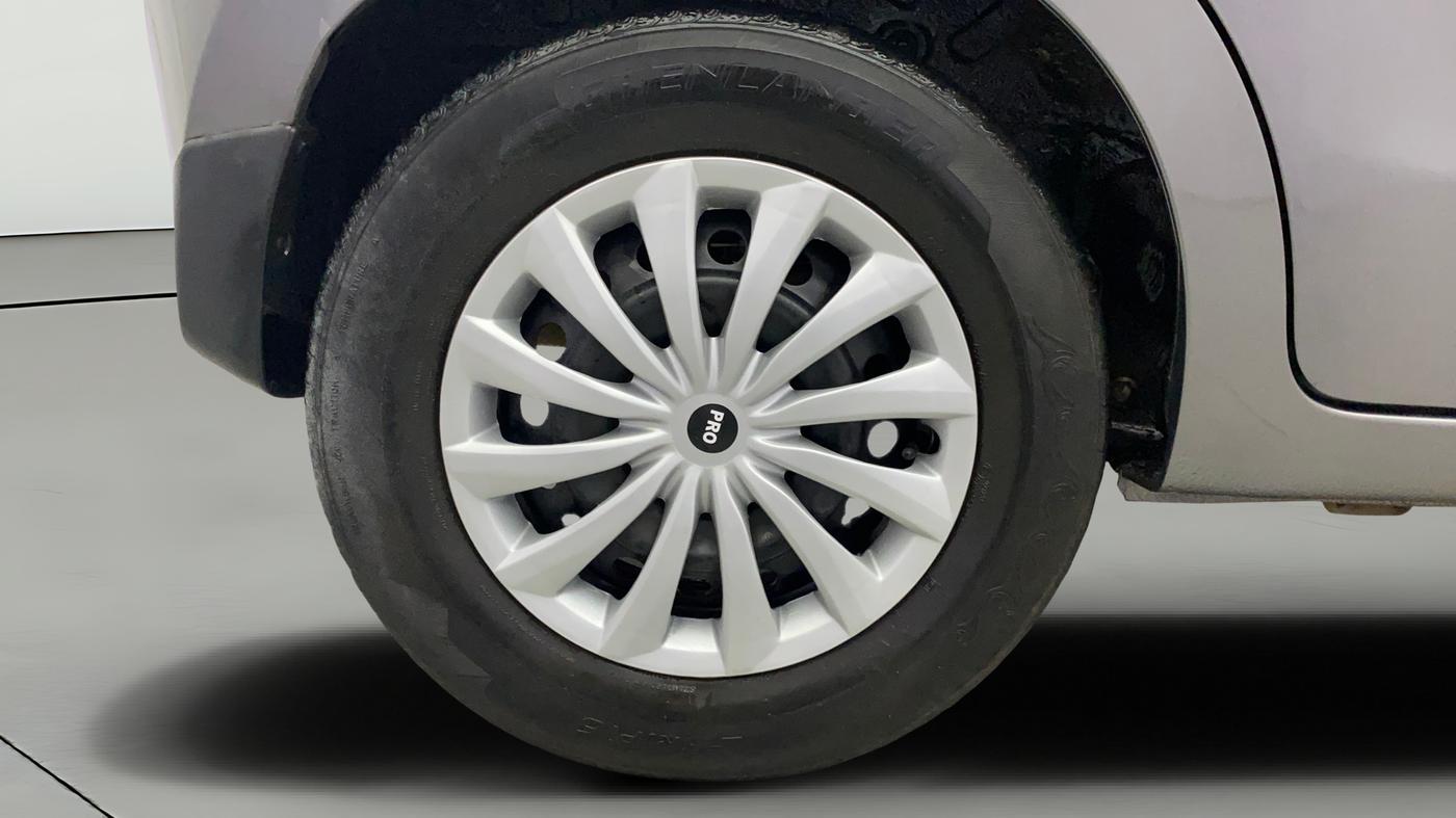 2016 Maruti Celerio ZXI, Petrol, Manual, 91,909 km, Right Rear Wheel