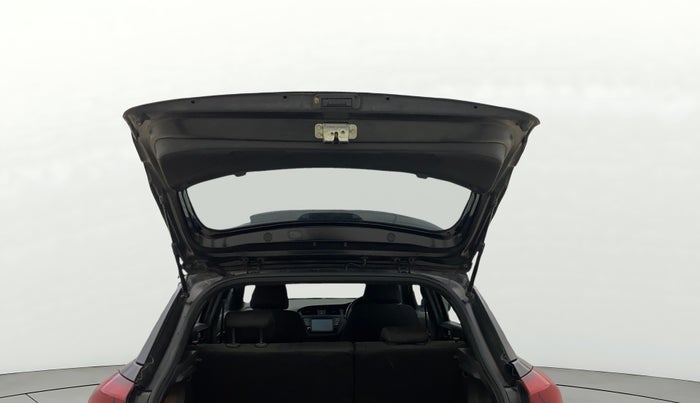 2016 Hyundai i20 Active 1.2 SX, Petrol, Manual, 30,485 km, Boot Door Open