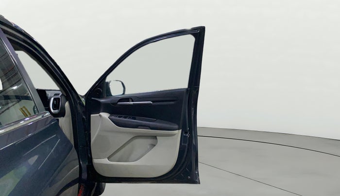 2022 KIA SONET HTX 1.0 IMT, Petrol, Manual, 27,105 km, RHS Front Door