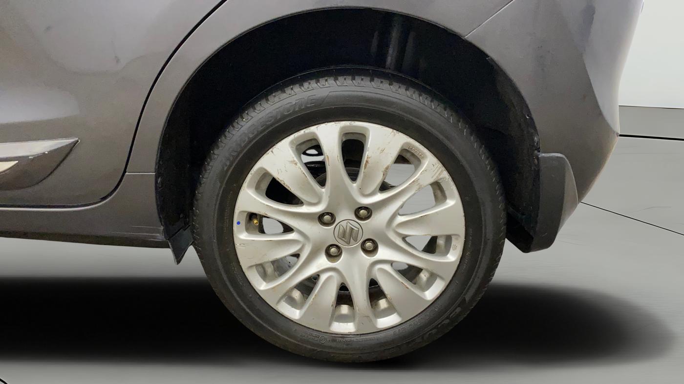 2015 Maruti Baleno ALPHA PETROL 1.2, Petrol, Manual, 52,574 km, Left Rear Wheel
