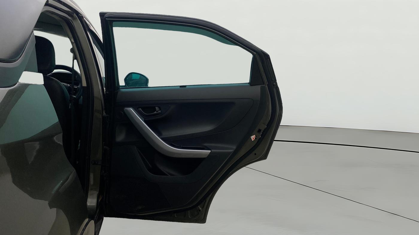 2021 Tata NEXON XM SUNROOF PETROL, Petrol, Manual, 56,947 km, RHS Rear Door