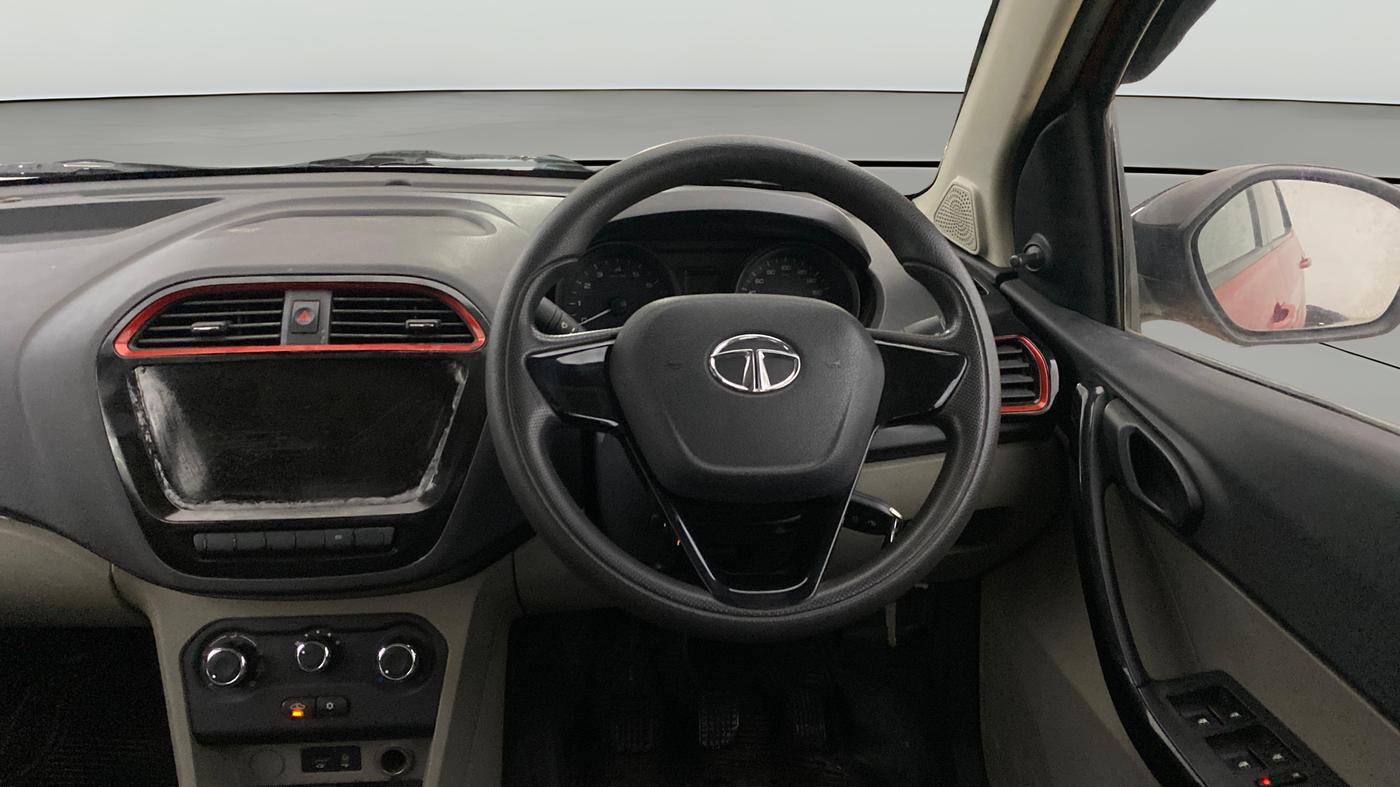 2017 Tata Tiago WIZZ EDITION PETROL, Petrol, Manual, 29,362 km, Steering Wheel Close Up