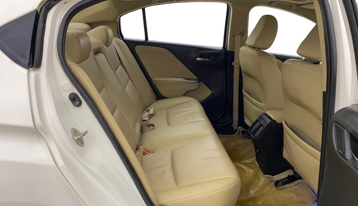 2014 Honda City 1.5L I-VTEC VX, Petrol, Manual, 45,174 km, Right Side Rear Door Cabin