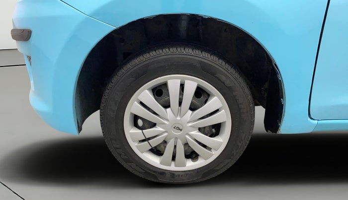 2014 Datsun Go T, Petrol, Manual, 74,445 km, Left Front Wheel