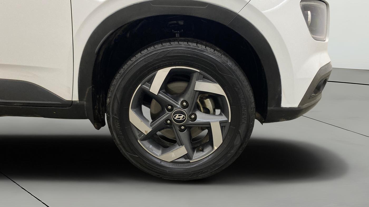 2019 Hyundai VENUE SX(O) 1.4 CRDI, Diesel, Manual, 1,18,278 km, Right Front Wheel
