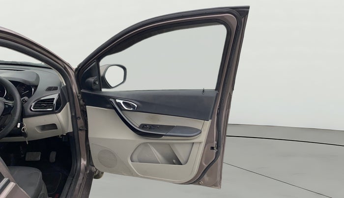 2018 Tata Tiago XZA PETROL, Petrol, Automatic, 99,435 km, RHS Front Door