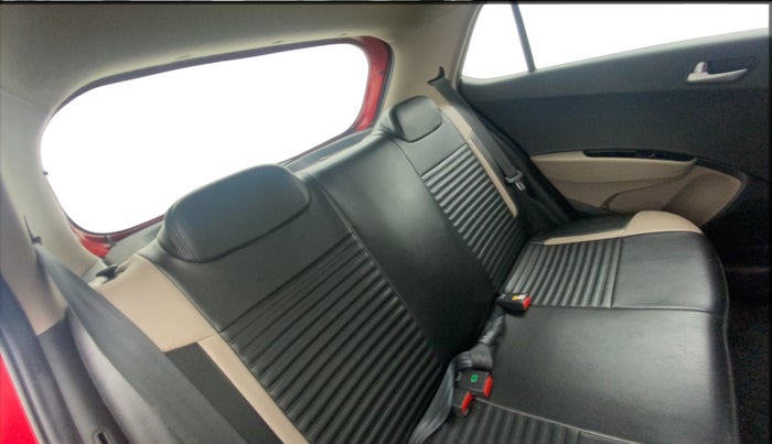 2019 Hyundai Grand i10 SPORTZ 1.2 KAPPA VTVT, Petrol, Manual, 27,503 km, Right Side Rear Door Cabin