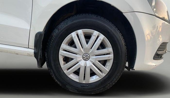 2019 Volkswagen Polo TRENDLINE 1.0L, CNG, Manual, 47,193 km, Right Front Wheel