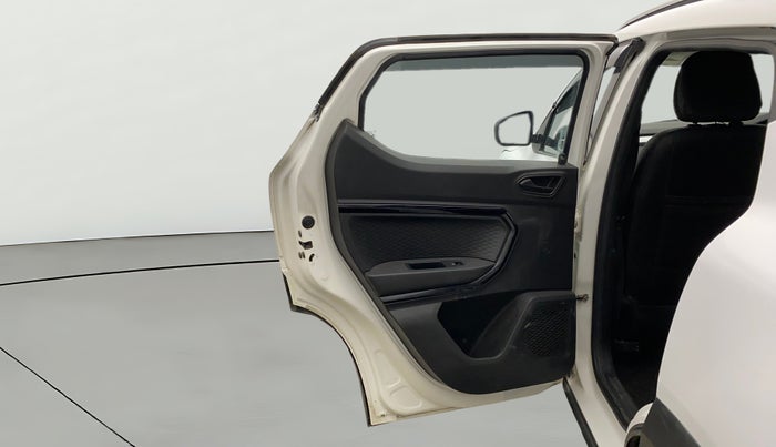 2022 Renault Kiger RXL MT, Petrol, Manual, 31,824 km, LHS Rear Door