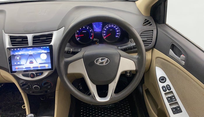 2012 Hyundai Verna FLUIDIC 1.4 VTVT, Petrol, Manual, 1,09,489 km, Steering Wheel Close Up