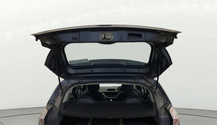 2019 Tata NEXON XM PETROL, CNG, Manual, 1,21,688 km, Boot Door Open