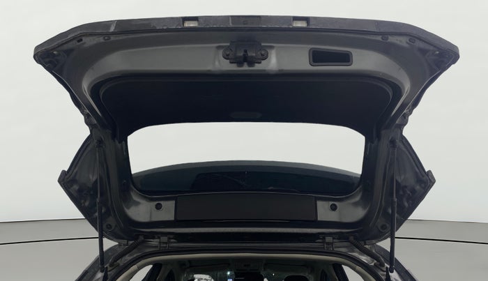 2024 Tata NEXON CREATIVE + AMT 1.5 DIESEL, Diesel, Automatic, 40,369 km, Boot Door Open