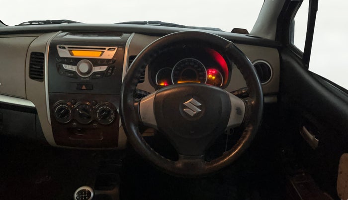 2016 Maruti Wagon R 1.0 VXI, Petrol, Manual, 72,954 km, Steering Wheel Close Up