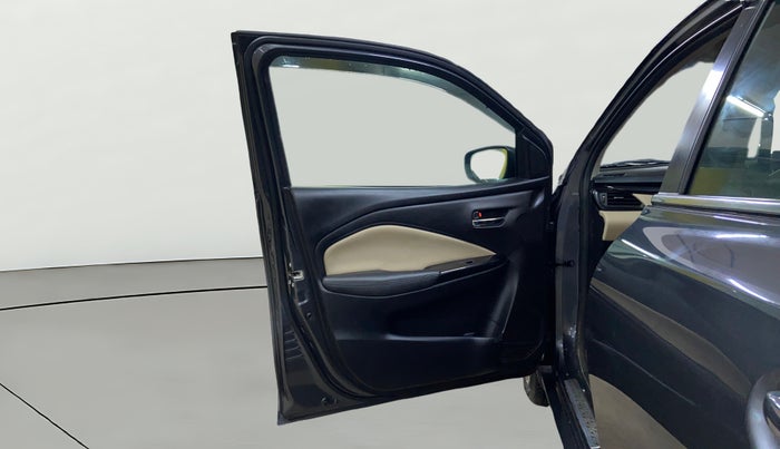 2024 Toyota Glanza V, Petrol, Manual, 9,438 km, LHS Front Door