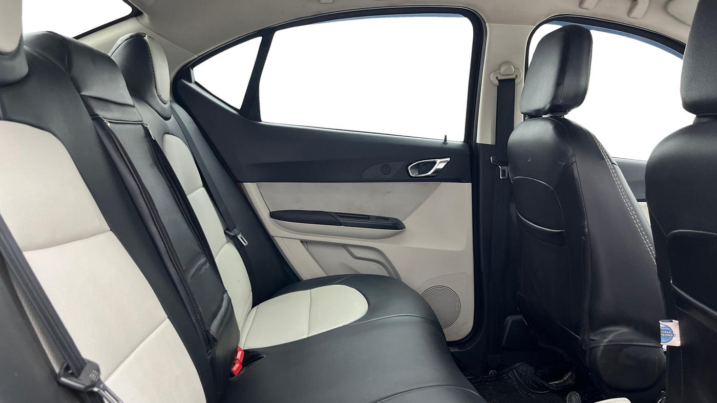 2022 Tata TIGOR XZA PLUS PETROL, Petrol, Automatic, 45,837 km, Right Side Rear Door Cabin