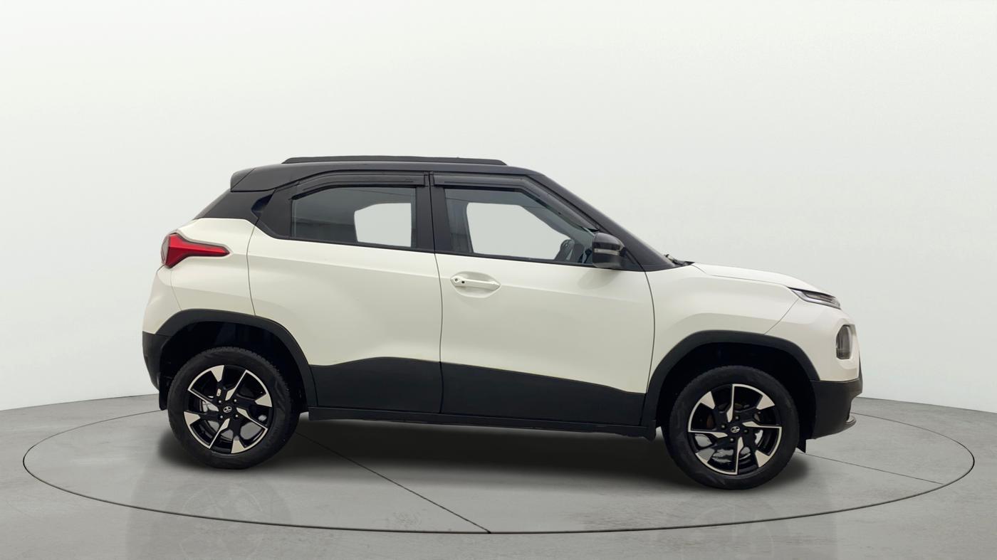 2021 Tata PUNCH CREATIVE  1.2 RTN DUAL TONE, Petrol, Manual, 37,553 km, Right Side View