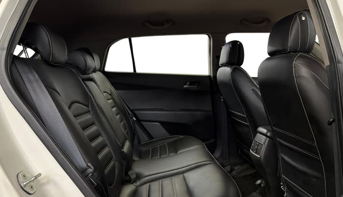 2016 Hyundai Creta SX PLUS AT 1.6 PETROL, Petrol, Automatic, 62,726 km, Right Side Rear Door Cabin